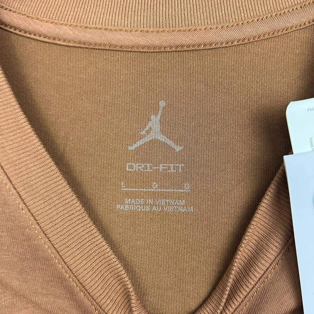 Air Jordan Michigan Wolverines Dri-Fit Shirt Men Large Brown Short Sleeve New L